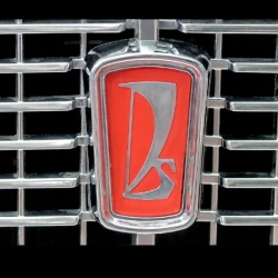 Emblemă Lada pentru masca frontală, ROȘU 2121-8212016